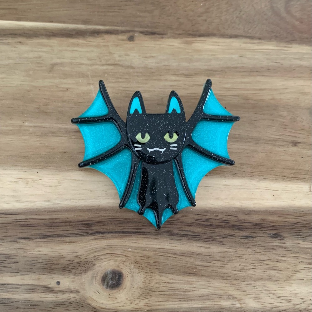 Erstwilder Bat Cat Brooch Halloween pin2 NWOT